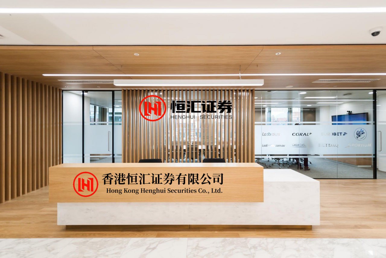 辉煌优配平台 松江布亮相巴黎第一视觉面料展 六百年织造文脉对话国际时尚